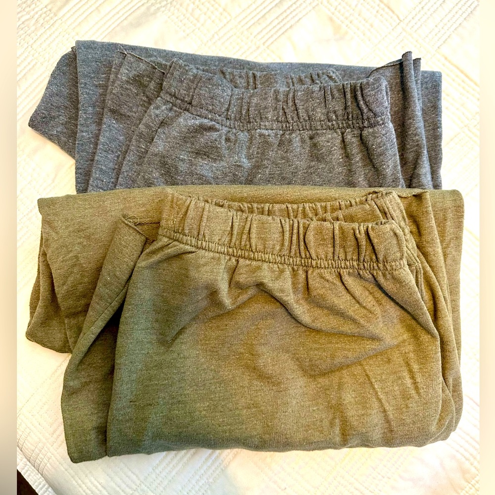 Hanes wide leg pants set of 2